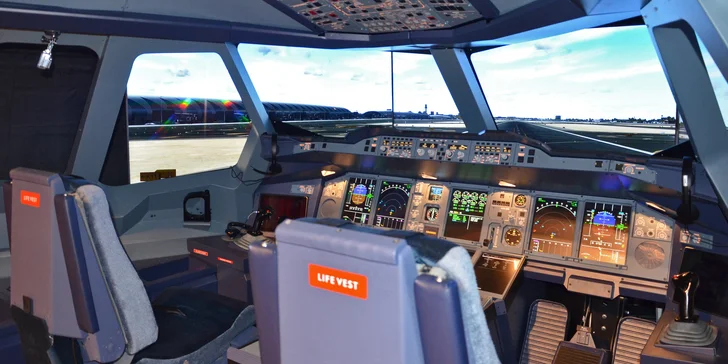 Staňte se pilotem Airbusu A380: simulátor největšího dopravního letadla