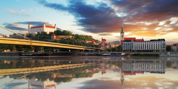 Bratislava – podhradie, nábrežie 
