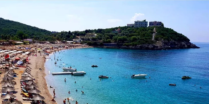 Letecky do Albánie: 7 nocí s all inclusive v letovisku Drač přímo u pláže