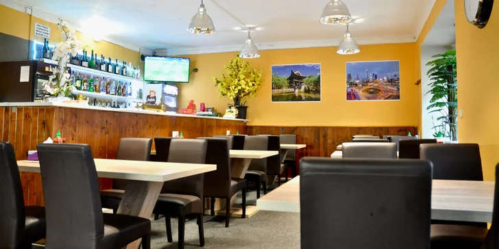 4chodové menu vietnamských specialit podle výběru pro 2 osoby