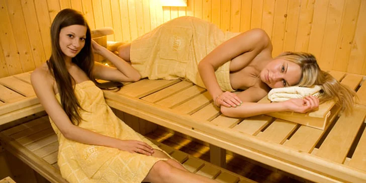 Odpočinek v soukromé vířivce a sauně: 90 minut relaxace až pro 4 osoby
