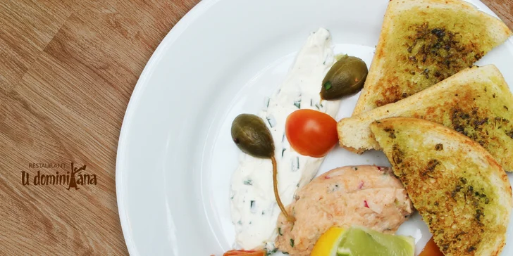 Degustační menu pro 2 se skládá z předkrmu, polévky, hlavního chodu a dezertu.