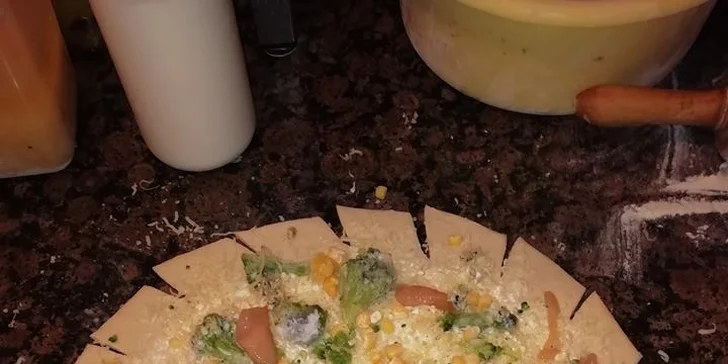 Jídlo s sebou: kebab v tortille s nápojem nebo 3 pizzy podle výběru