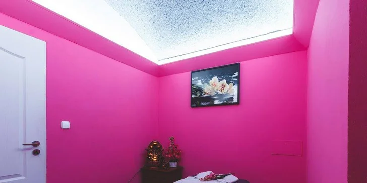 Ve dvou se to lépe relaxuje: 60 nebo 90 minut thajské masáže a sauny