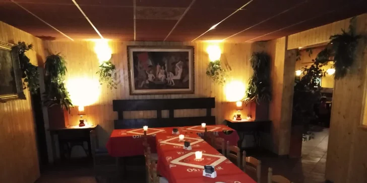 Vykutálená zábava: hodina bowlingu až pro 8 osob