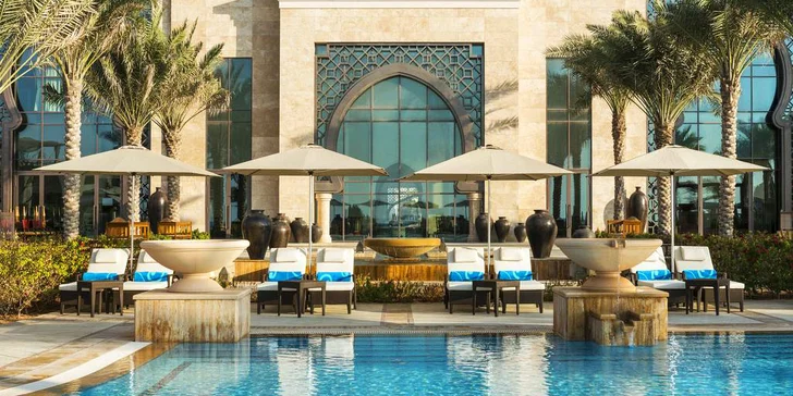 Luxusní pobyt v emirátu Ajman: 5–12 nocí v oblíbeném 5* resortu u pláže