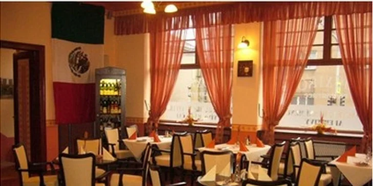 99 Kč za 300 g tataráku a 6 topinek v restauraci Mexiko v hodnotě 250 Kč