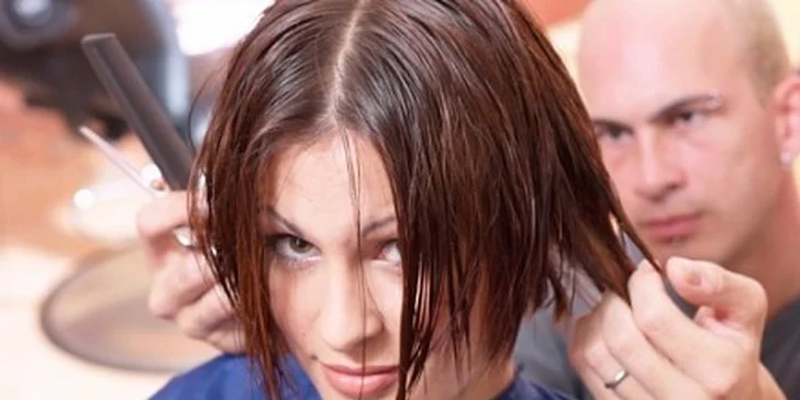 360 Kč za mytí, střih, foukání, konečný styling v hodnotě 600 Kč