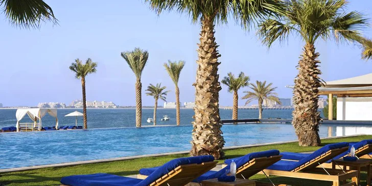 Skvělá dovolená v exotické Dubaji: 4–9 nocí v 5* hotelu u pláže s polopenzí