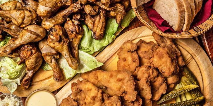 All you cen eat v centru Brna: řízečky, paličky i křidélka každou sobotu večer