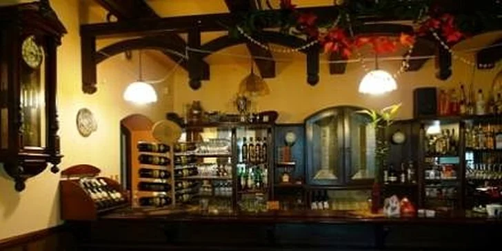176 Kč za 300g Fort Steak, košík pečiva, pivo Rebel v hodnotě 235 Kč