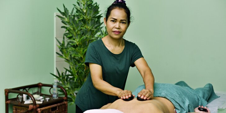 Božských 70 minut v salonu Thai Sun: masáž dle výběru a péče o pleť či nohy