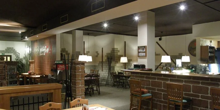 2 hod. bowlingu a vepřová marinovaná žebra nebo 2 hod. kulečníku a pizza