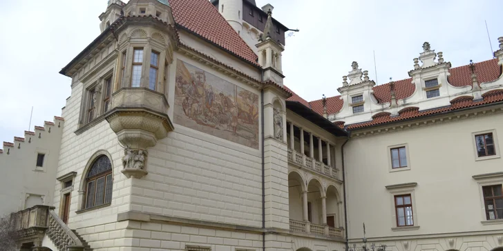 Káva a dort včetně vstupu do zámeckého Průhonického parku pro 1 i 2 os.
