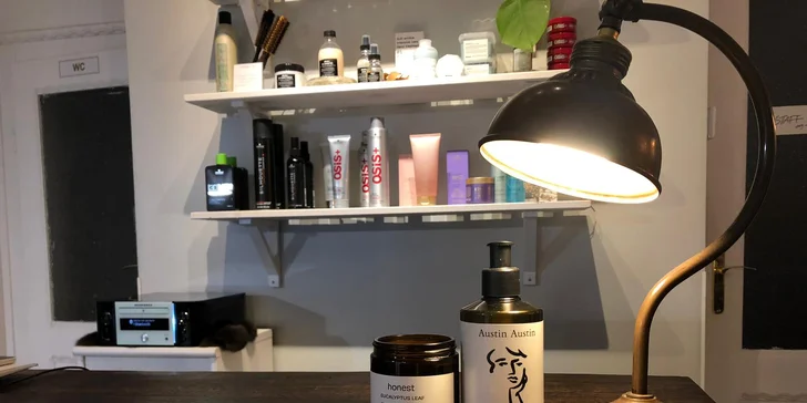 Dámský střih pro všechny délky vlasů: mytí, masáž hlavy, foukaná i styling