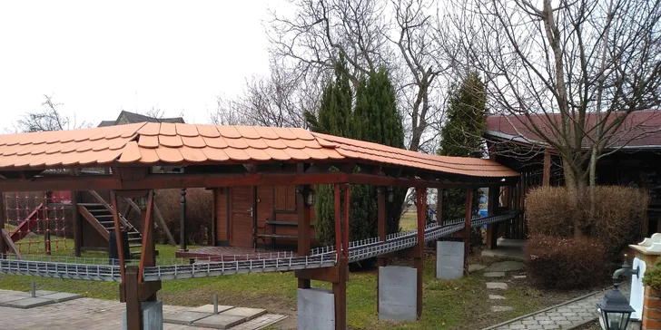 Burger z anguse s cheddarem, hranolky a salát i nápoj pro 1 či 2 ososby