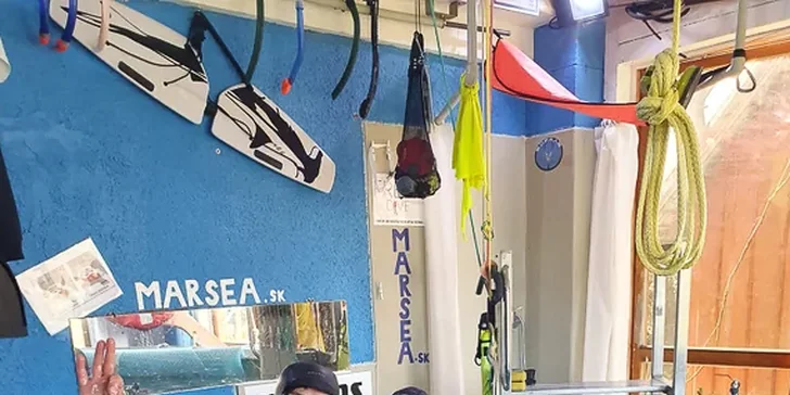 Spoľahnite sa na vedenie licencovaným inštruktorom a skipperoom počas celej aktivity.