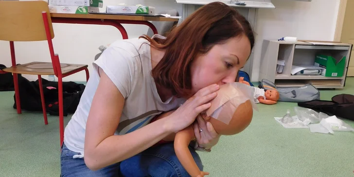 4hod. kurz první pomoci u dětí: modelové situace, Praha nebo Hradec Králové