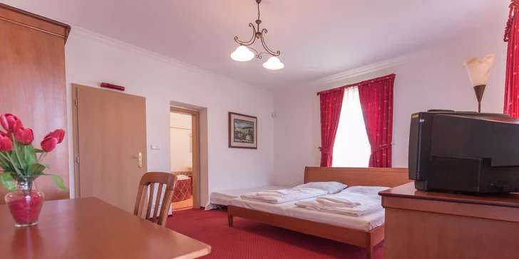 Jarní pobyt s polopenzí u Tater: výlety i neomezený relax ve wellness a bazén