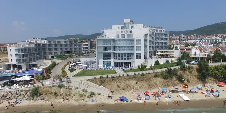 Letecky do Bulharska: 3 různé hotely se snídaní, polopenzí i all inclusive