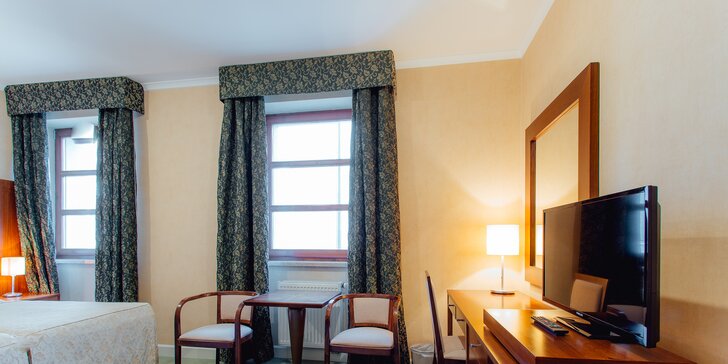 Odpočiňte si v Piešťanech: pobyt v 4* hotelu s polopenzí, koupáním a výlety