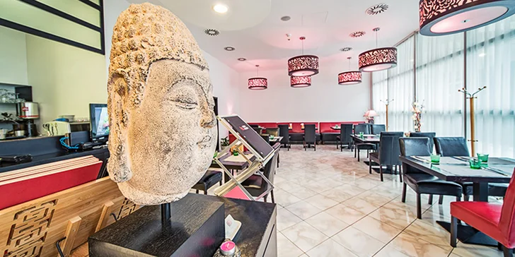 Ochutnejte sečuánskou kuchyni: degustační sushi menu ve Slovanském domě