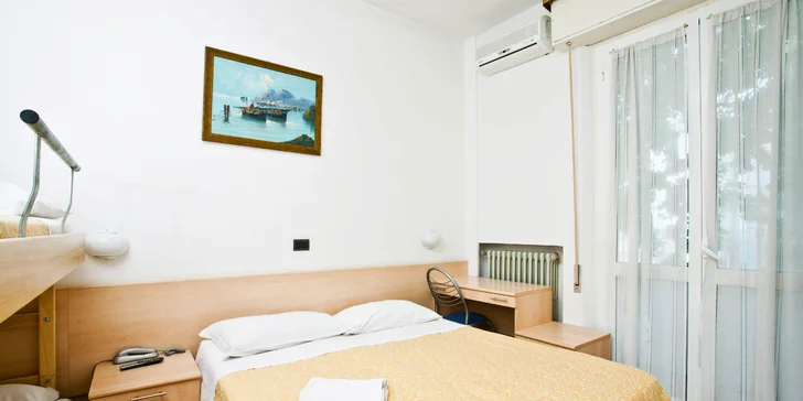 Dovolená v Itálii: 7 nocí v hotelu s bazénem a polopenzí, 16 km od Rimini