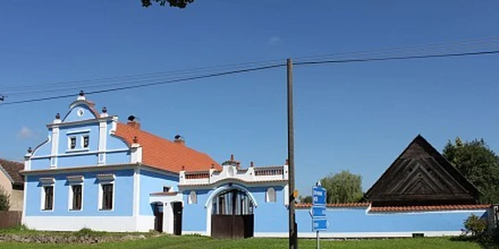 9000 za pobyt na týden pro 5 os. - apartmán Modrý statek v hodnotě 12000 Kč