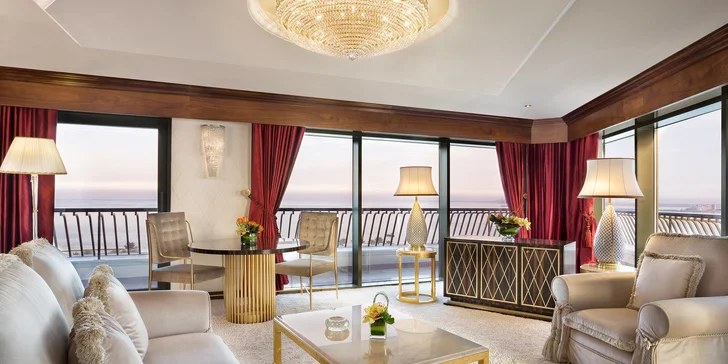 Luxusní odpočinek v Kataru: 4–11 nocí v 5* resortu s polopenzí a bazénem
