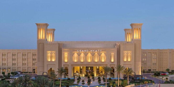 Nádherný 5* resort u soukromé pláže v Kataru: 4–11 nocí s plnou penzí a spa