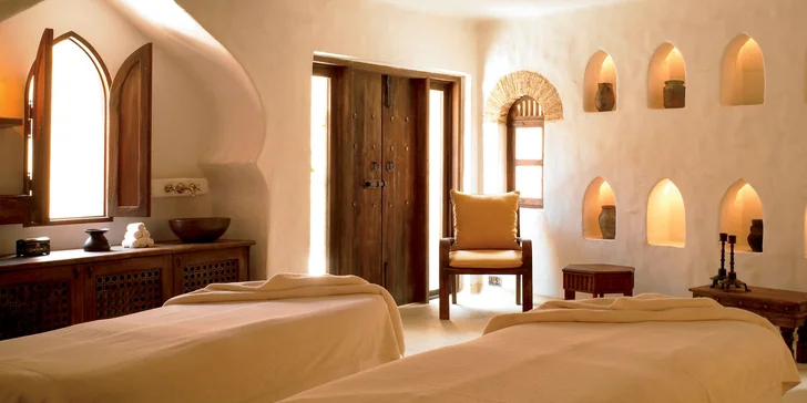 5* resort u soukromé pláže v Kataru: 4–11 nocí s polopenzí, 2 bazény a fitness