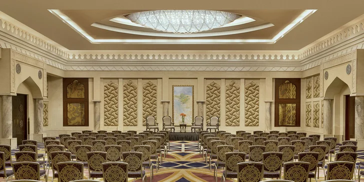 5* resort u soukromé pláže v Kataru: 4–11 nocí s polopenzí, 2 bazény a fitness