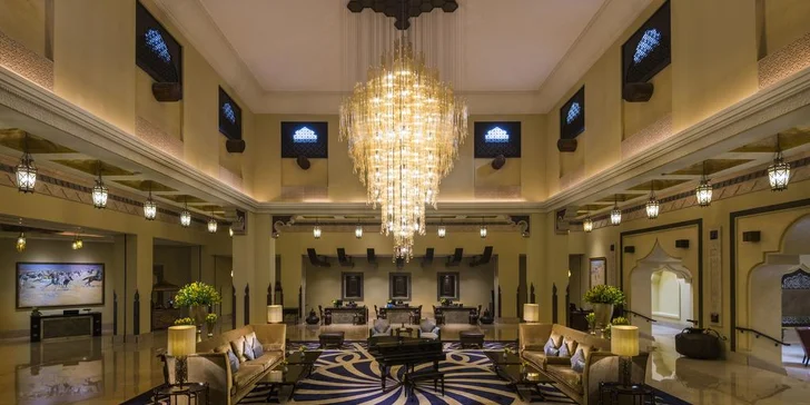 5* resort u soukromé pláže v Kataru: 4–11 nocí s polopenzí, 2 bazény a fitness