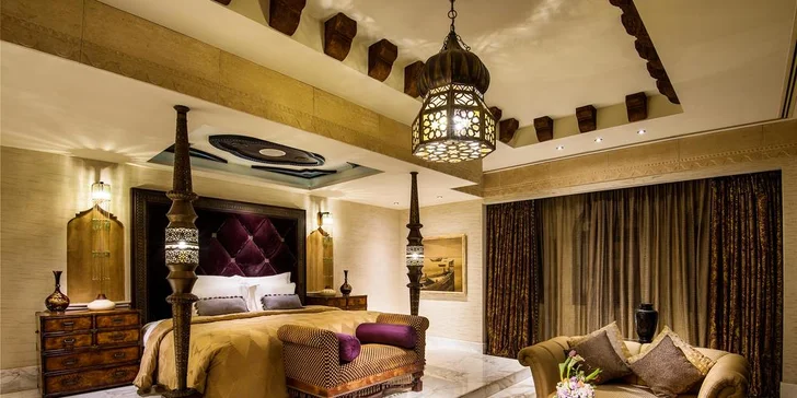 5* resort u soukromé pláže v Kataru: 4–11 nocí s polopenzí, 2 bazény a fitness