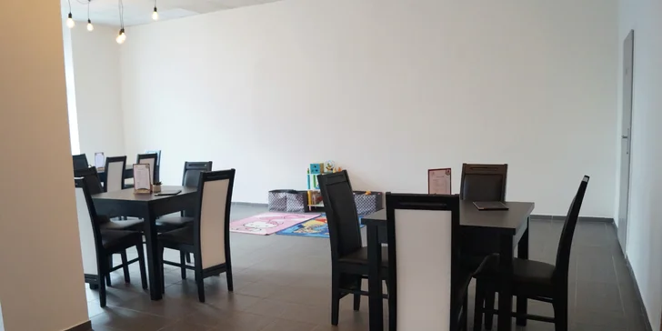 Arabské dobroty: špízy na grilu či Hawashi zapečené v peci dle výběru