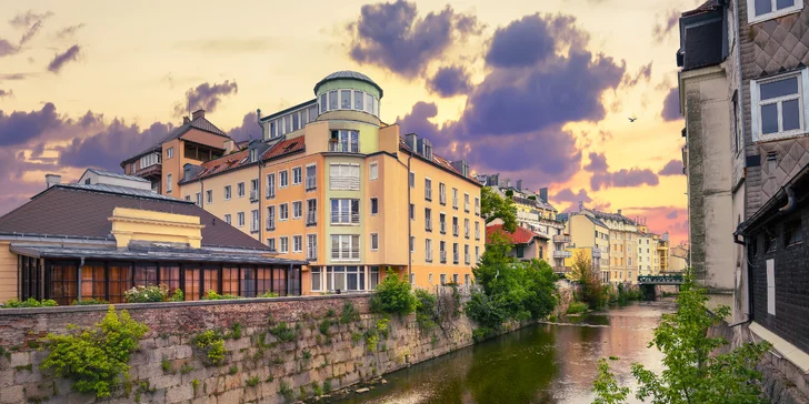 4* zámecký hotel v rakouském lázeňském Badenu s neomezeným wellness