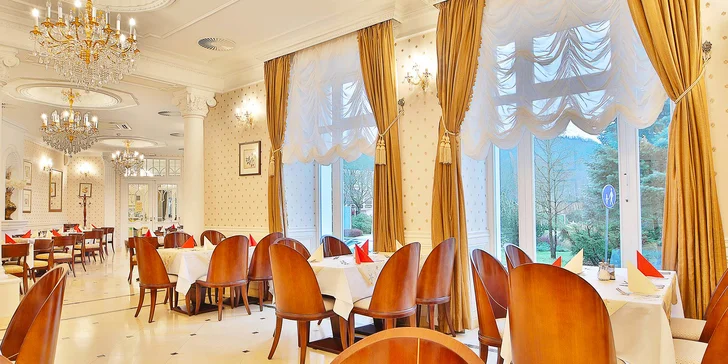 Relax ve špičkovém 4* hotelu Sun: wellness procedury, polopenze, bazén