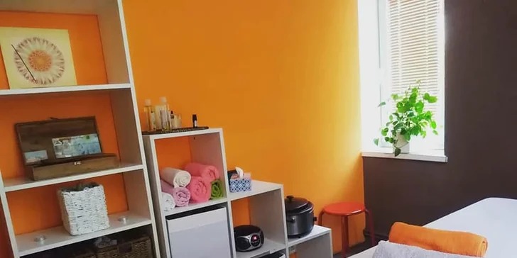 90 minut relaxace: balíček s masáží a zábalem pro dokonalé uvolnění