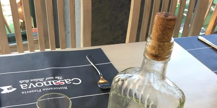 Kromě vína okoštujete také citronový likér.