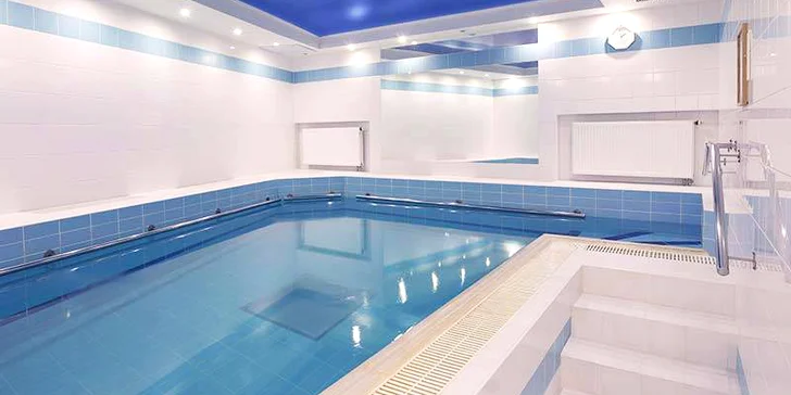 Wellness pobyt s polopenzí v Mariánských Lázních s výhledem na kolonádu