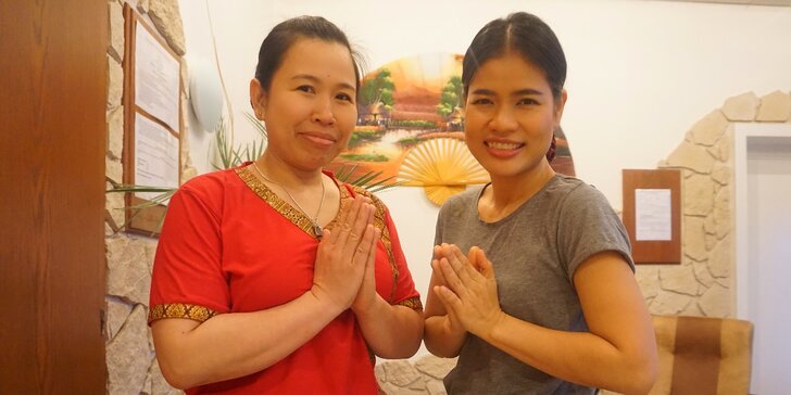 Thajská masáž zad a šíje tygří mastí od rodilých Thajek