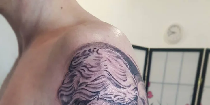 Nové tetování od tatéra Wang D z DA Ink u náměstí Jiřího z Poděbrad