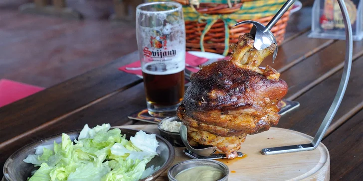 V restauraci je možné si dát i místní speciality