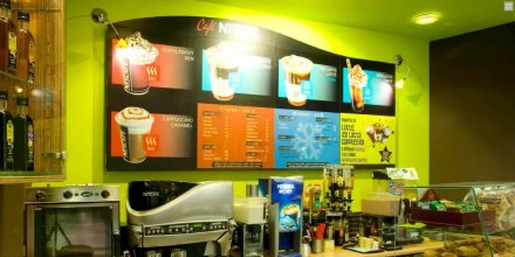 124 Kč za ČTYŘI caffè latte nebo horké punče! Ta nejlepší vzpruha v chladném počasí a hřejivá sleva 50 %.