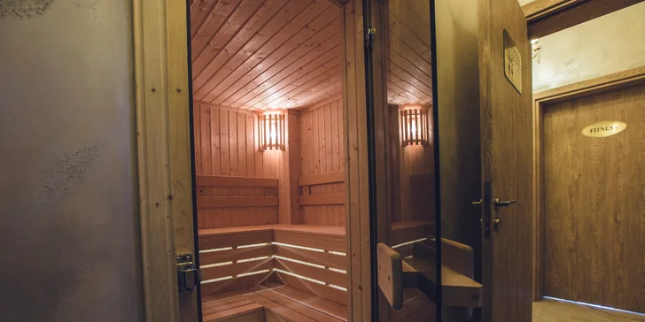 4* pobyt pro páry i rodiny na Slunečném pobřeží: ubytování až na 7 nocí, venkovní bazén a all inclusive program