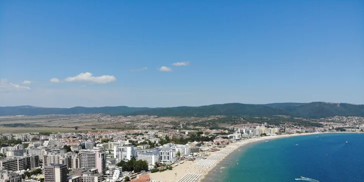 Dovolená na Slunečném pobřeží: all inclusive, aquapark a 500 metrů na pláž