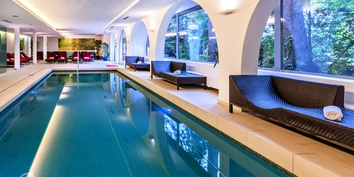 4* zámecký hotel v rakouském lázeňském Badenu s neomezeným wellness