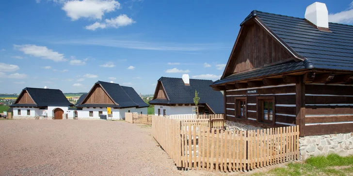 Rodinný velikonoční vstup do zábavně-vzdělávacího centra: mnoho atrakcí