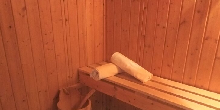 Relaxujte v soukromí: wellness s vířivkou a možností sauny na 60 či 120 minut