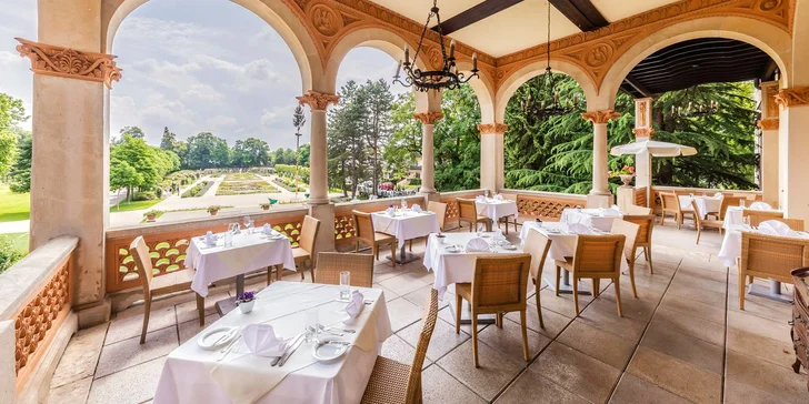 4* zámecký hotel v rakouském lázeňském Badenu s neomezeným wellness